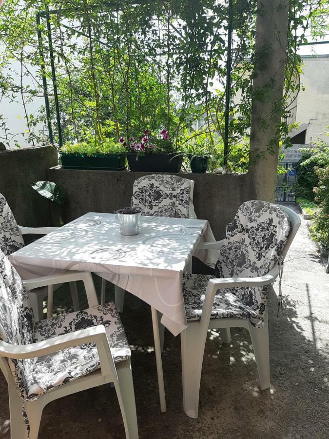 Apartments Denis Makarska Eksteriør billede